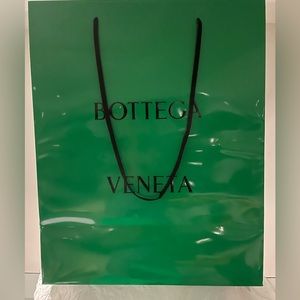 Bottega Veneta shopping 🛍 bag, Shoe 👠 box 📦 & 2 dust bags